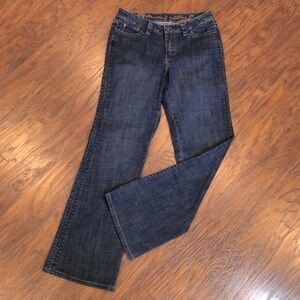 CHRISTOPHER BLUE Dark Wash Denim Jeans Flap Pockets  32" length Women's size 6